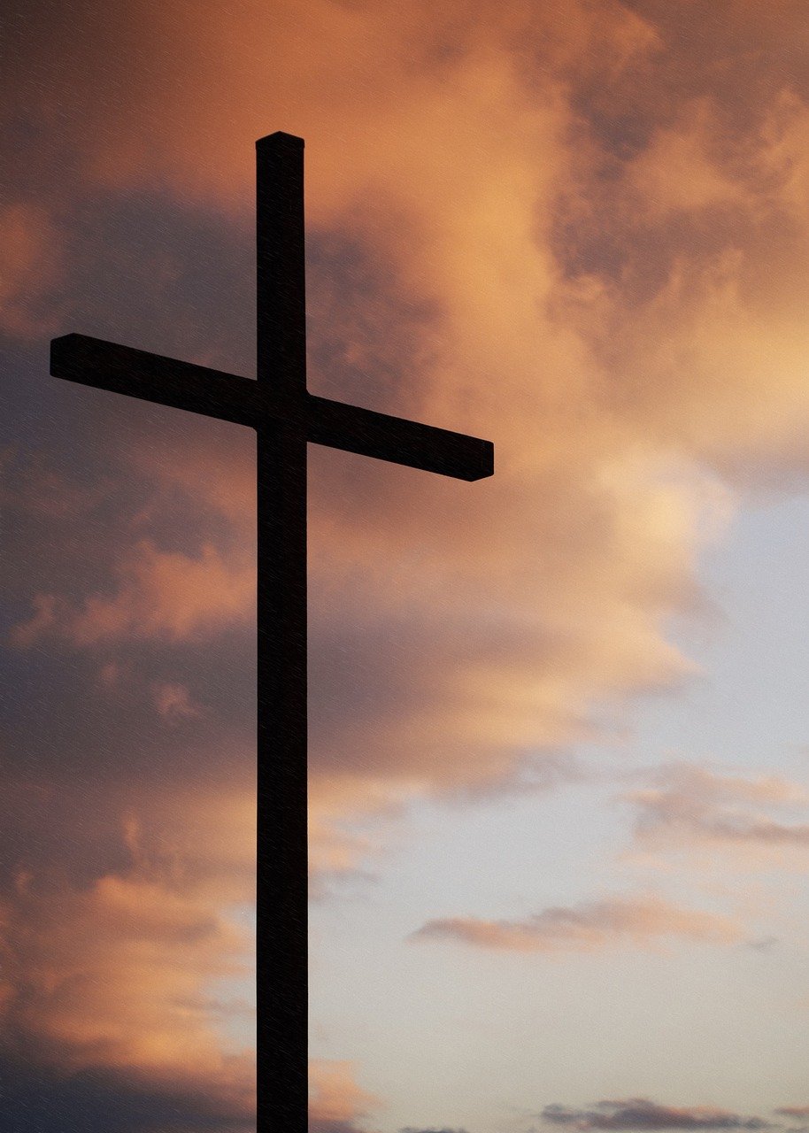 cross, sky, clouds-1149878.jpg